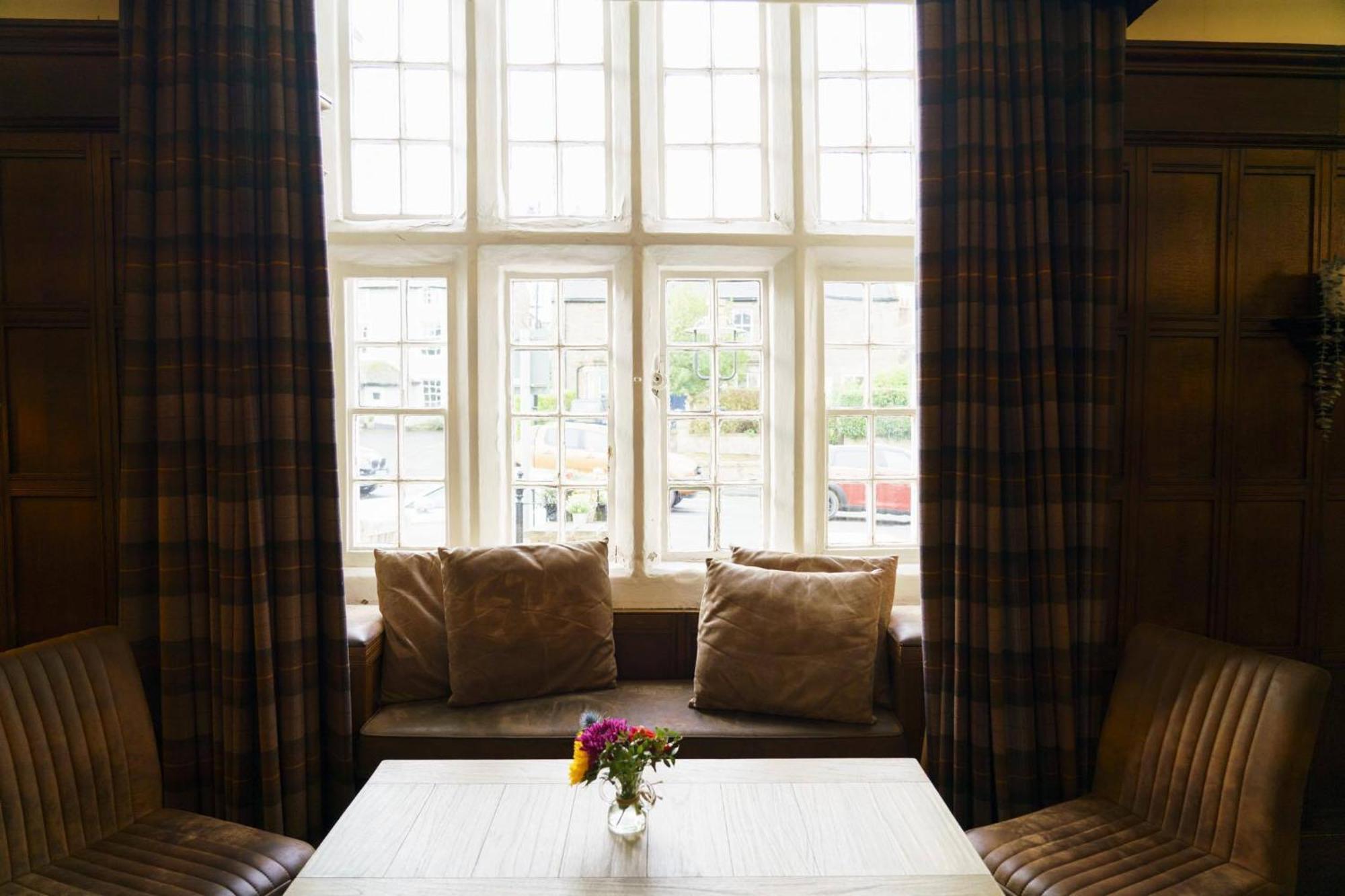 The Angel Of Corbridge Hotel Bagian luar foto